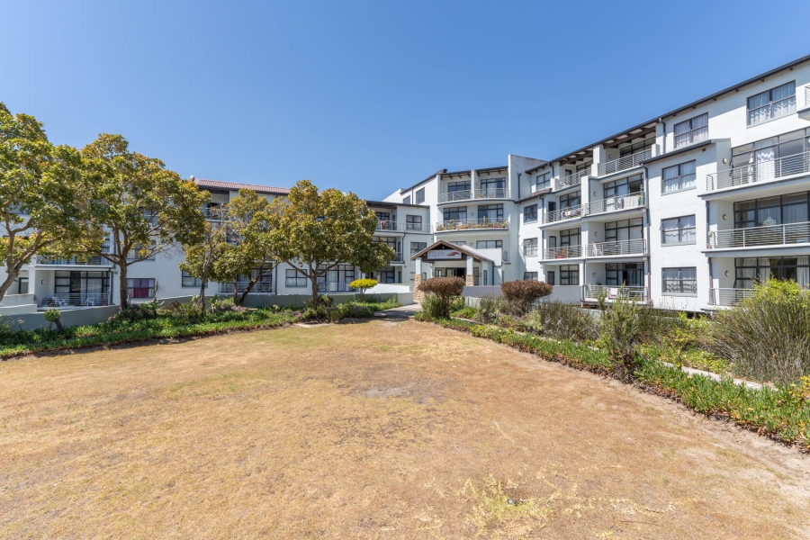 1 Bedroom Property for Sale in Royal Ascot Western Cape